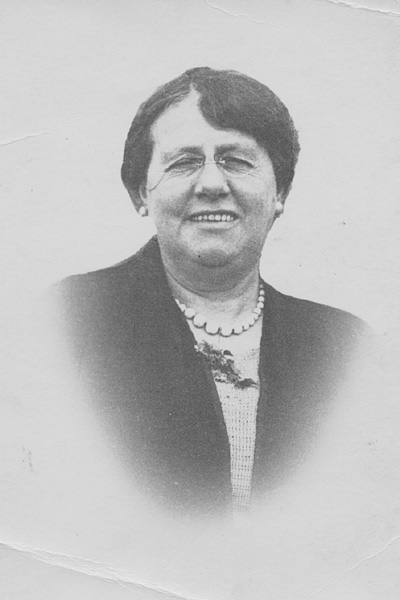 Johanna Lyons (nee Meagher), probably about 1930