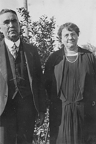 William and Johanna Lyons, about 1930